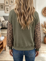 Women's Leopard Bow V-Neck Sweatshirt