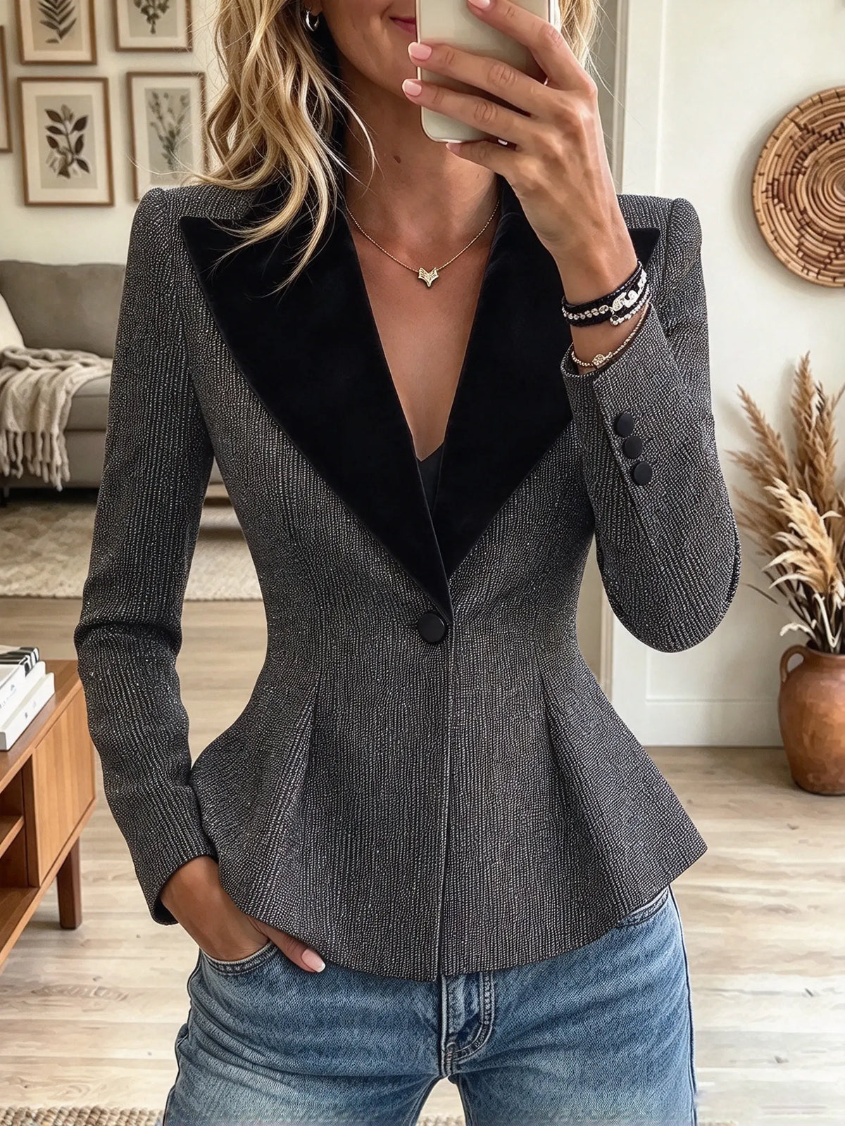 Women's Velvet Lapel Tailored Blazer